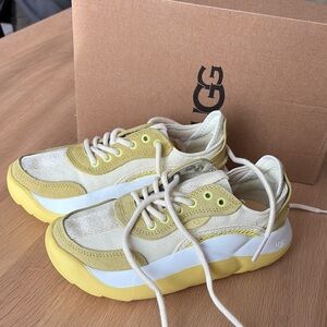 UGG La Cloud Low Yellow Sneakers | Chunky Platform Shoes | Size 5 | NEW